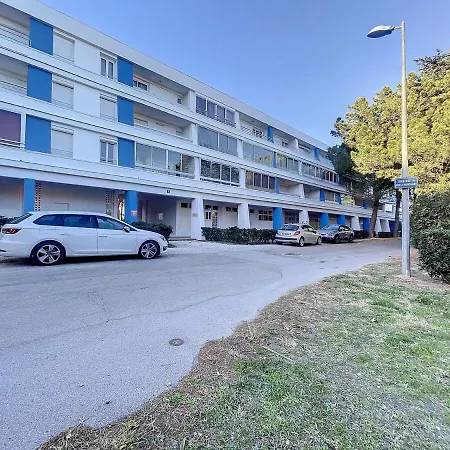 3143-t2 A 400m De La Apartment *